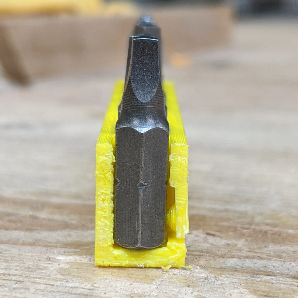 Cutaway of bit holder